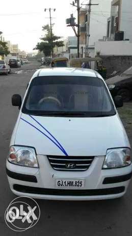  Hyundai Santro Xing cng  Kms