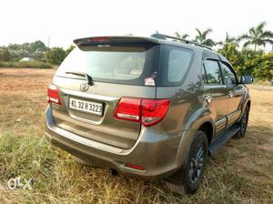 Automatic 4 x 2 Toyota Fortuner diesel  Kms