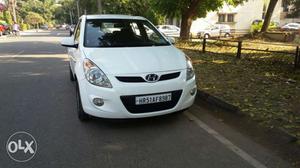 Hyundai I20 Asta 1.2 (make Year ) (petrol)