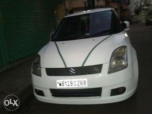 Maruti Suzuki Swift Vxi (make Year ) (petrol)