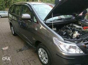 Toyota Innova 2.5 G 7 Str Bs-iv (make Year ) (diesel)