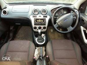  Ford Figo diesel  Kms