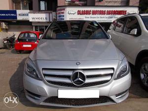 Mercedes-benz B-class B180 (make Year ) (petrol)