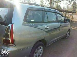  Toyota Innova diesel  Kms