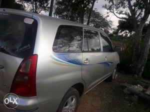  Toyota Innova diesel  Kms