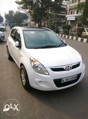 Showroom condition I20 Brand new ( model) *