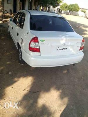  Hyundai Accent cng  Kms