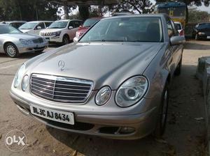 Mercedes-benz E-class 200 K Classic (make Year ) (petrol