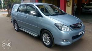 Toyota Innova 2.5 V 7 Str (make Year ) (diesel)