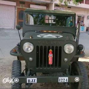 Willys jeep green colour