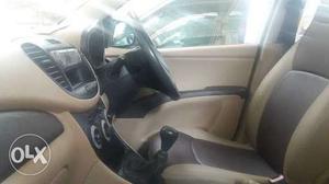  Hyundai I10 petrol  Kms