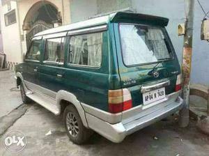 Toyota Qualis RS in mint condition it's very urgent