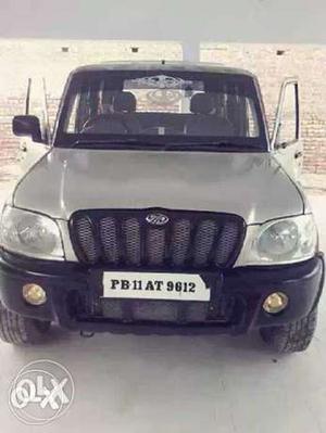  Mahindra Scorpio diesel 255 Kms