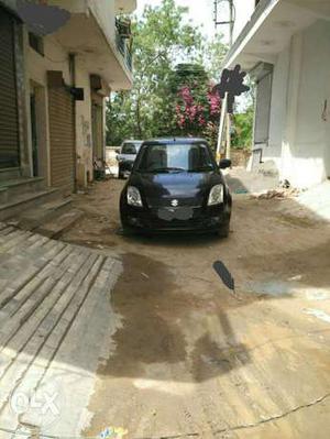 Black Beauty Swift VXI open for sale