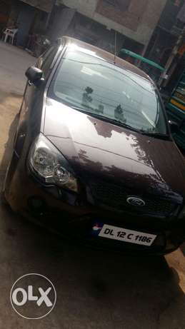 Ford Fiesta Classic Sxi 1.6 (make Year ) (cng)