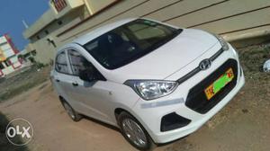  Hyundai Xcent diesel  Kms