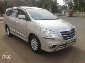 Toyota Innova 2.5 V 7 Str (make Year ) (diesel)