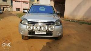  Ford Endeavour 4*4 AT diesel  Kms