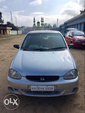 Hi i want to sell my opel corsa 1.6 which is in