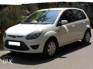 Ford figo showroom condition car just in 2.30 with