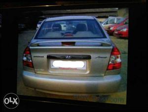  Hyundai Accent cng  Kms