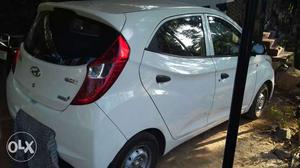  Hyundai Eon petrol  Kms