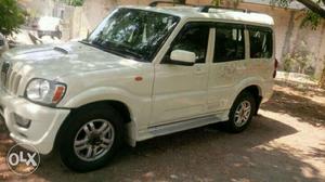 Mahindra Scorpio Vlx 4wd Bs-iv (make Year ) (diesel)
