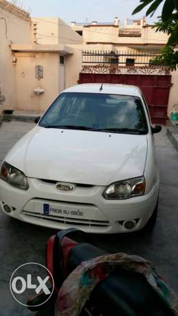 Ford ikon  model very good condion