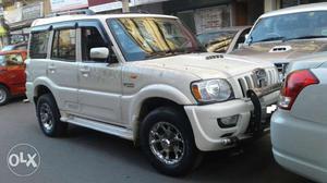 Mahindra Scorpio Sle Bs-iii (make Year ) (diesel)