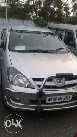 Toyota Innova 2.5 E 8 Str (make Year ) (diesel)