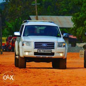 Excellent condition  last model ford endeavour xlt