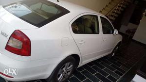 Skoda laura 2.0 automatic transmission fully maintained.