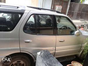 My tata safari excellent condition mod may 