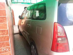  Toyota Innova diesel  Kms