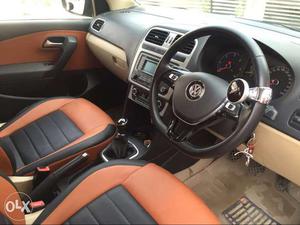 VW polo highline, 4yrs ext. warranty, seat covers rs./-
