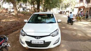 Hyundai I20 Sportz 1.4 Crdi (make Year ) (diesel)