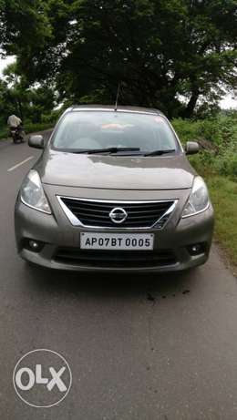 Nissan Sunny diesel High end  year