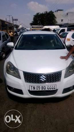 Maruti Suzuki Kizashi petrol  Kms  year