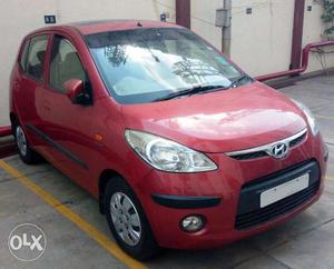 Hyundai i 10 Asta with Sunroof topend variant  Kms only