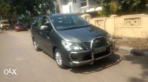 Toyota Innova 2.5 V 8 Str, , Diesel