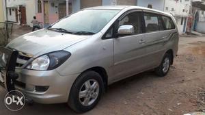 Toyota Innova 2.5 V 8 Str, , Diesel