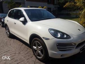  Porsche Cayenne, White color, Superb