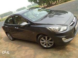 Hyundai Verna diesel  Kms  year sx1.6..