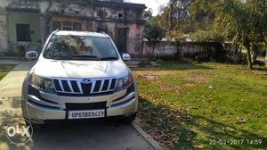 Mahindra Xuv500 w8 top model diesel  Kms  year