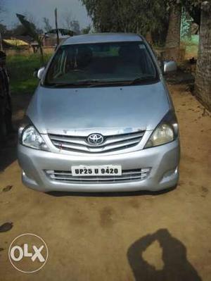  Toyota Innova diesel  Kms