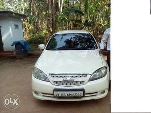 Chevrolet optra magnum diesel for sale with low price.