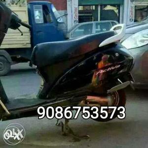 M Activa petrol  Kms transfer is must n price is fixed