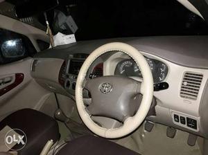  Toyota Innova petrol  Kms