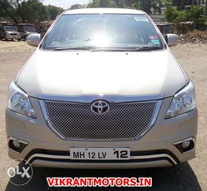 Toyota Innova 2.5 V 8 Str, , Diesel