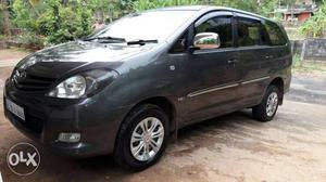 Toyota Innova diesel  Kms